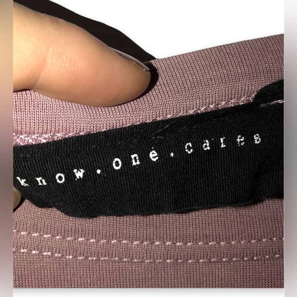 Mauve Colored Crop-Styled Silky Top with Rose Embroidery Detail Size: 3X / 3XL - Picture 10 of 11